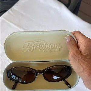 Brighton “Made in the Shade” Sunglasses Classic Accessories Brighton | Accessories | Brighton Made In The Shade  main image 4